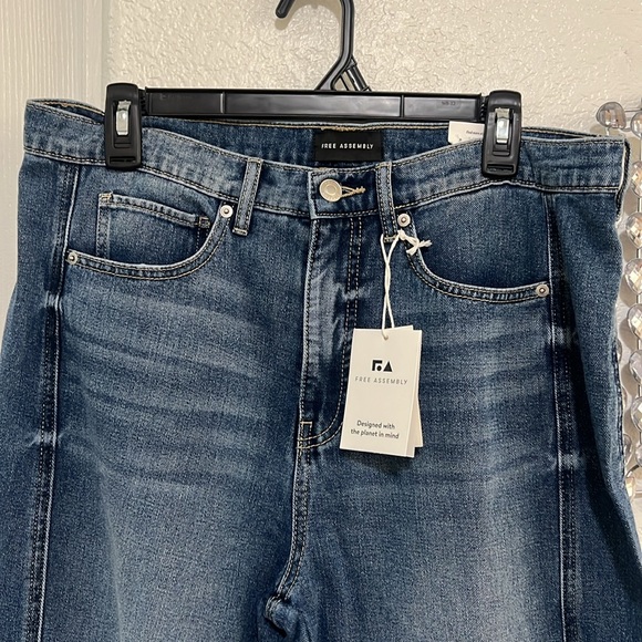 NWT Free Assembly Jeans SZ 12 - Picture 2 of 9